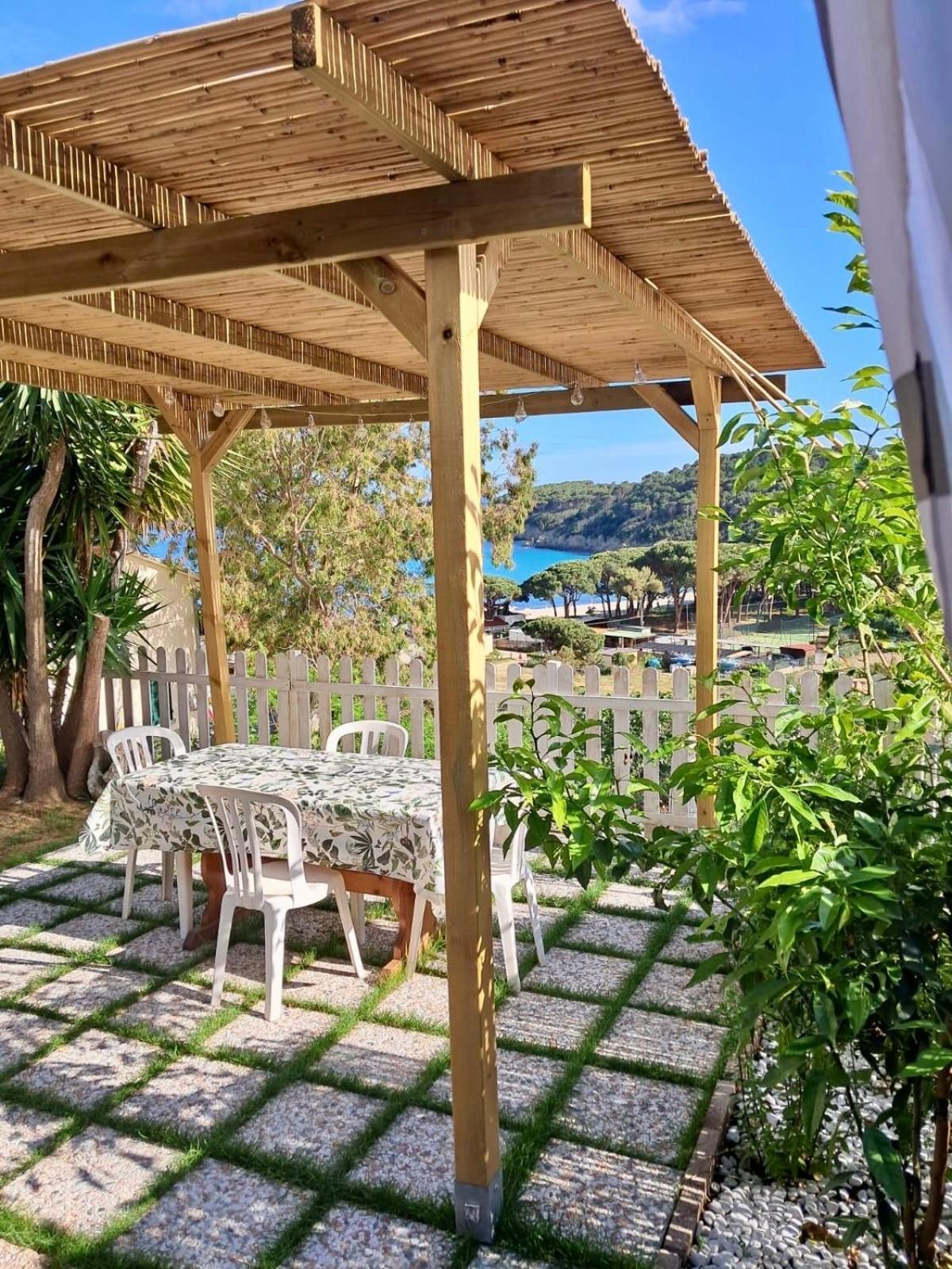 Case Vacanze Maestrale Fetovaia Exterior photo